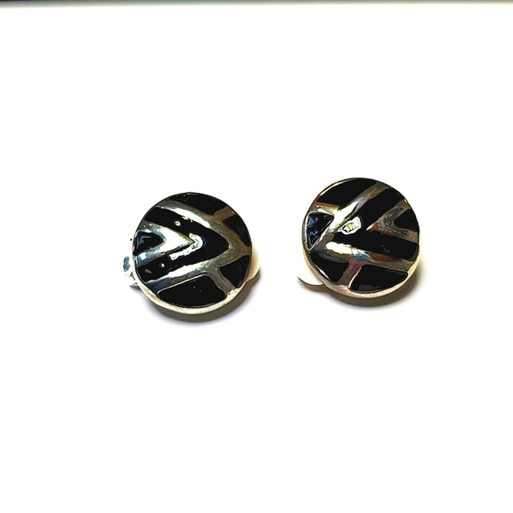 Clip on earrings